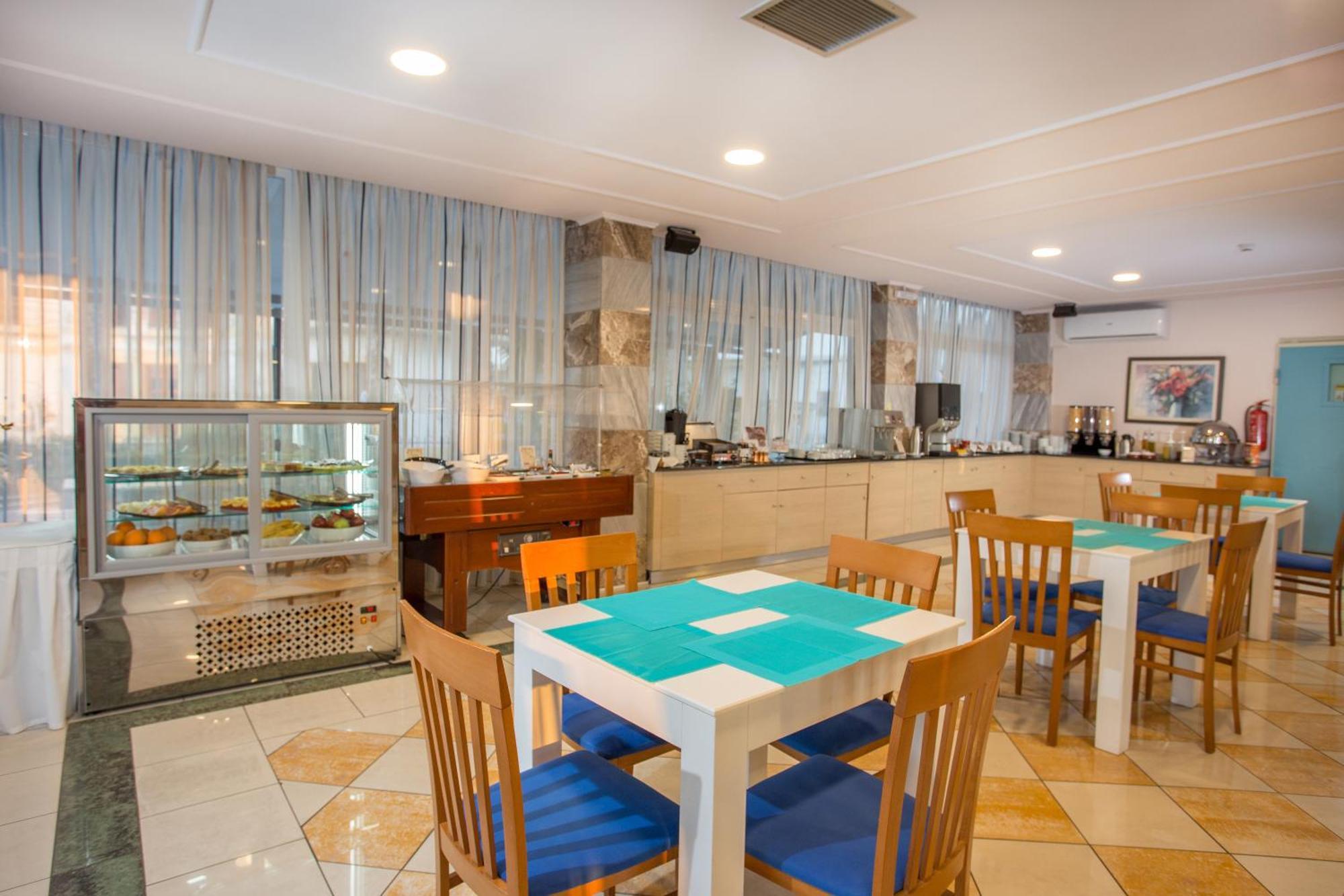 Kosta Palace Hotel 4*